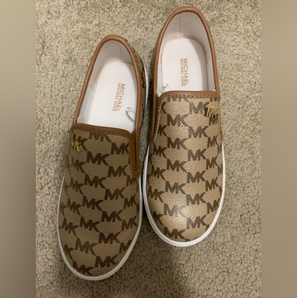 Michael kors girl shoe size 3 new - Picture 4 of 4